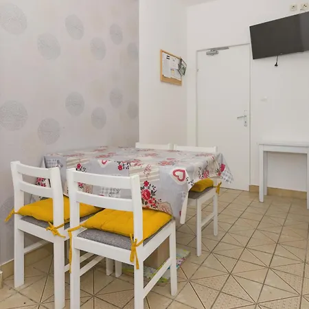Starine Apartment