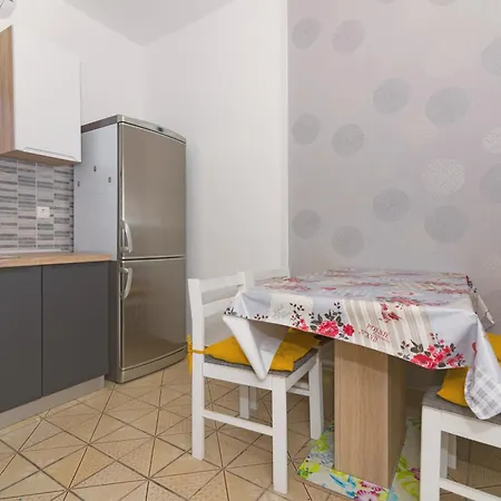 Starine Apartment